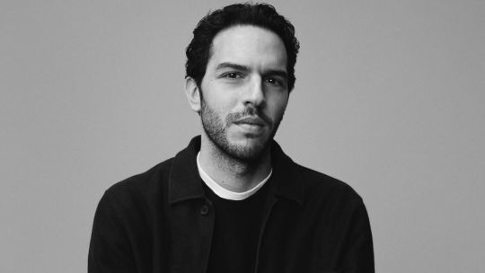 Dries Van Noten nombró a Julian Klausner como su nuevo director creativo