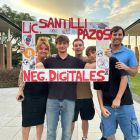 Teo Santilli, hijo de Nancy Pazos, se recibió de Licenciado en Negocios Digitales 1