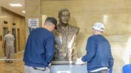 Retiraron el busto de Néstor Kirchner de la sede central de ANSES