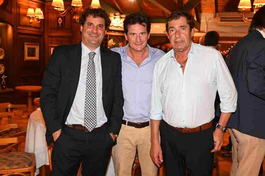 (De izq.a der.) Máximo Petracchi, Santos Uribelarrea, y Carlos Giovanelli.