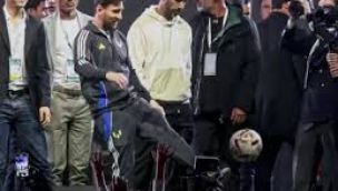 Lionel Messi causó furor en Azerbaiyán.