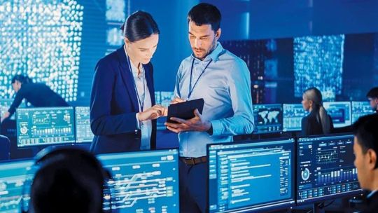 El empleo en tecnología se desacelera: anticipan menor contratación en IT para el primer trimestre de 2026