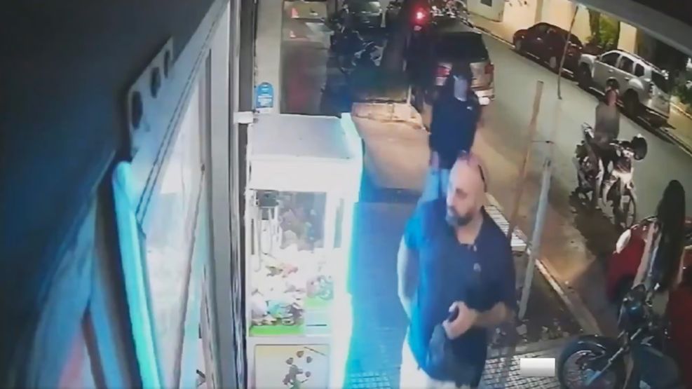 Matan a quemarropa a un hombre en la puerta de un kiosco en Recoleta