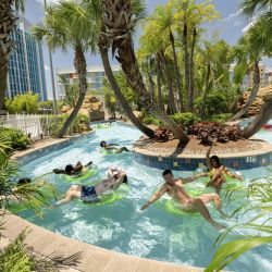 El Cabana Bay, uno de los hoteles de Universal Orlando Resort, en Orlando, es un viaje inmersivo hasta los años ´50 y ´60, lleno de diversión.