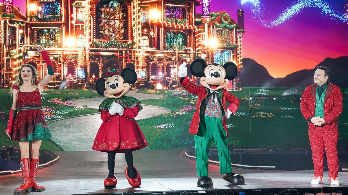 Disney lo hizo otra vez: con su espectáculo navideño subió la vara ...