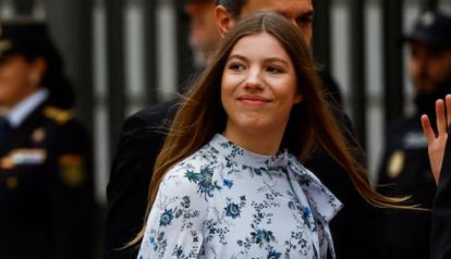 La infanta Sofía portó un traje muy parecido al de la reina Letizia y la princesa Leonor
