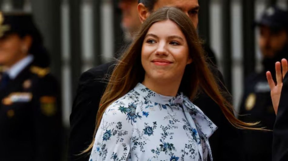 La infanta Sofía portó un traje muy parecido al de la reina Letizia y la princesa Leonor