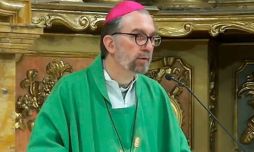 Monseñor Gustavo Carrara