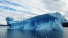 El iceberg más grande del mundo se desprendió de la Antártida.