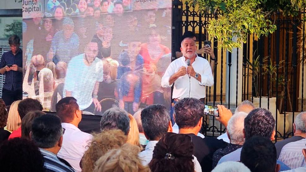 Luis Juez inaugura sede en la casa de Luis Juez