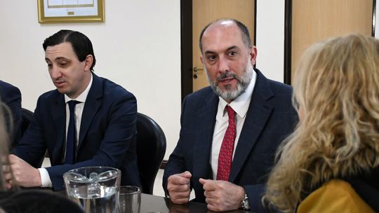Córdoba: superávit millonario opacado por deuda y el déficit de la Caja de Jubilaciones