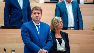 Legisladores Matías Gvozdenovich y Alejandra Ferrero