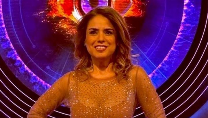 Marina Calabró encendió la red con un osado vestido transparente 