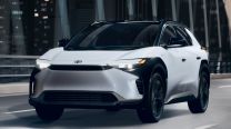 El auto eléctrico de Toyota que actualizó su precio