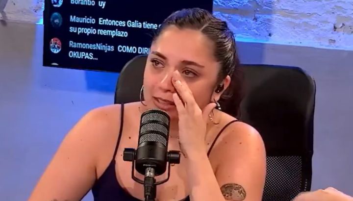 Galia Moldavksy quebró en llanto al despedirse de su programa de streaming: "Fui hostigada como nunca en mi vida"