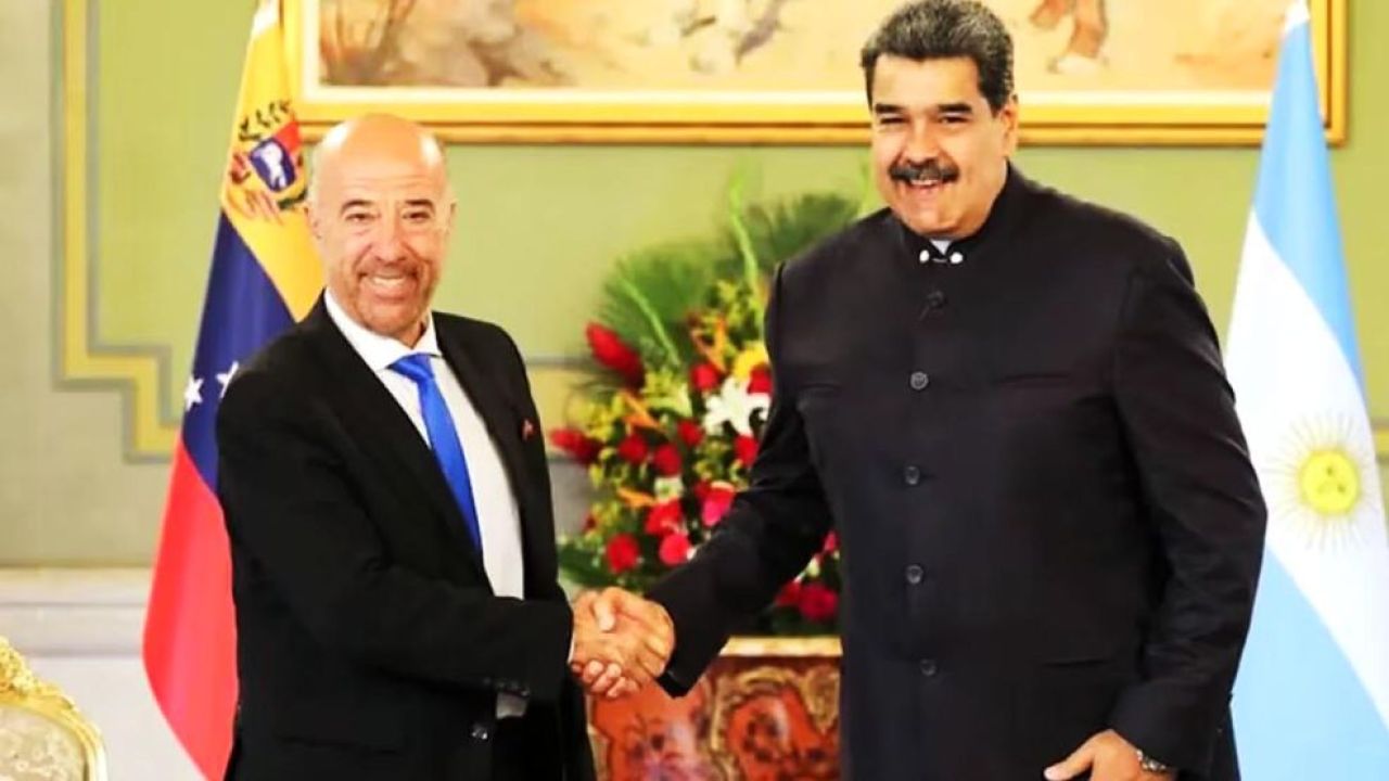 Oscar Laborde y Nicolas Maduro | Foto:CEDOC