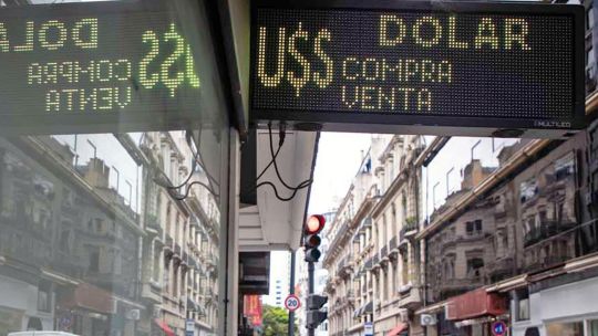 Mayor venta de dólares del BCRA de la era Milei