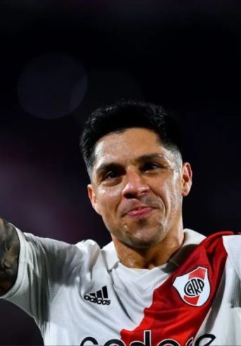 Enzo Pérez jugando para River Plate