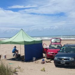 Estas primeras jornadas no han sido de una excelente pesca por cantidad, pero al menos dos o tres cañas por campamento tuvieron respuesta. 
