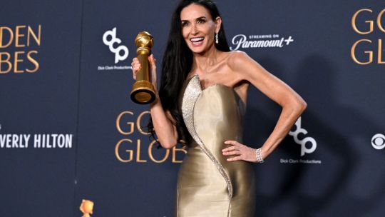 La directora de 'La Sustancia' celebró el Golden Globes de Demi Moore: "Siempre ha estado aquí"