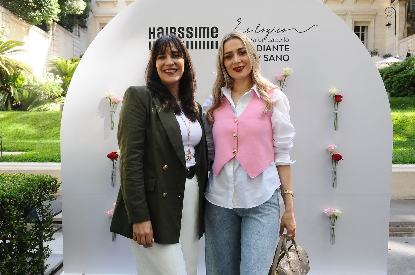 El look total white de Guillermina Valdés en el evento de Hairssime.