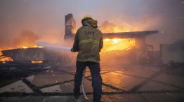 Los Angeles-Area Fires Erupt As Dangerous Wind Storm Begins