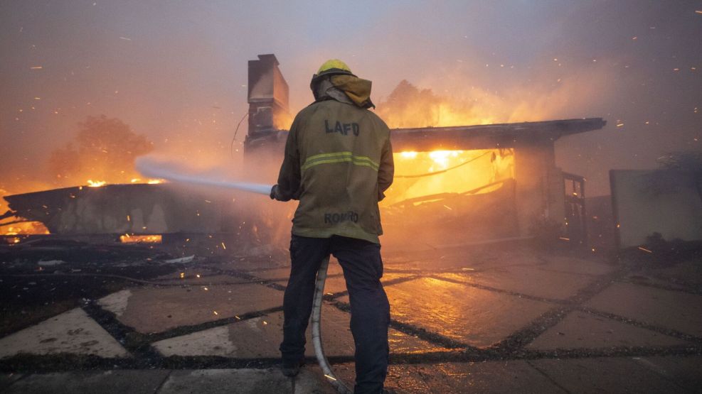 Los Angeles-Area Fires Erupt As Dangerous Wind Storm Begins