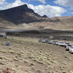 ¿Cómo ser parte de la travesía que consquistará el cráter del volcán mendocino Payún Matrú en febrero de 2025?