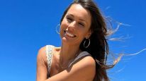 Con combinación de estampas, Pampita mostró el look ideal para una fiesta de verano 