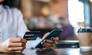Pagos en dólares con tarjeta de débito