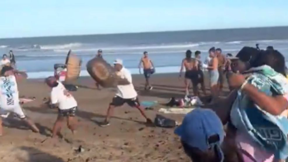 Pelea de vendedores en Villa Gesell