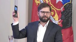 Gabriel Boric explicó por qué dejó de usar smartphones: "Me compré uno antiguo"