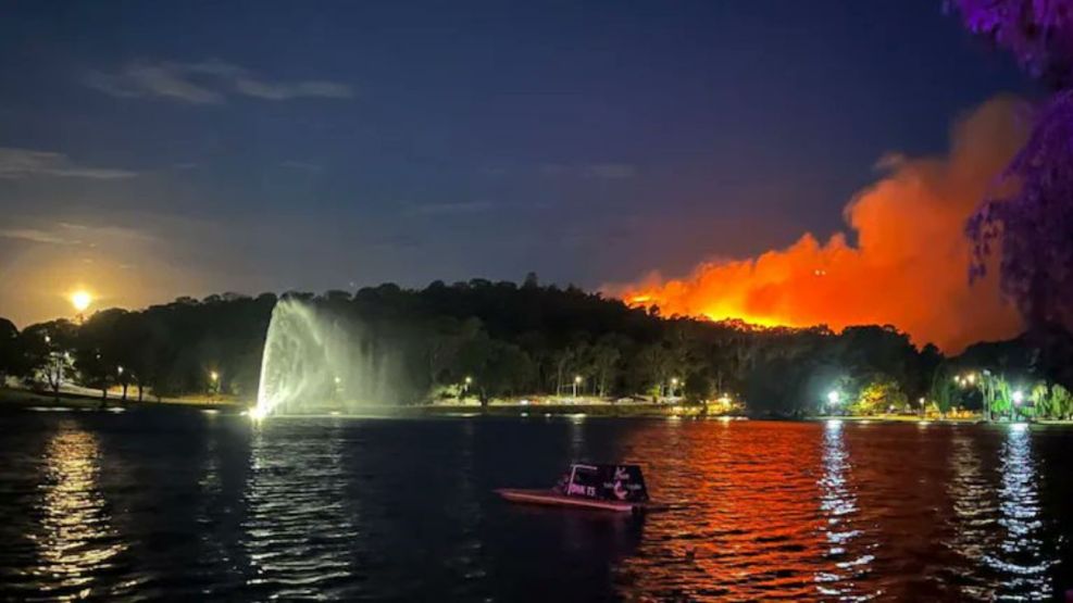 Incendio en el Cerro de la Cruz en Tandil