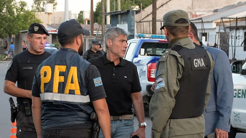 Juan Pablo Quinteros en pleno operativo policial