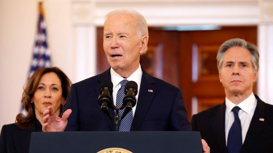 U.S. President Joe Biden delivers remarks on the recently announced cease-fire deal between Israel and Hamas while joined by Vice President Kamala Harris and Secretary of State Antony Blinken in the White House on January 15, 2025 in Washington, DC.