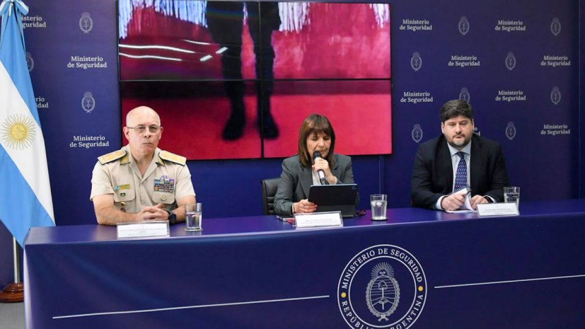 Security Minister Patricia Bullrich stages a press conference announcing the arrest of a 24-year-old in General Roca, Río Negro Province, on suspicion of organising terrorist attacks across Argentina. 