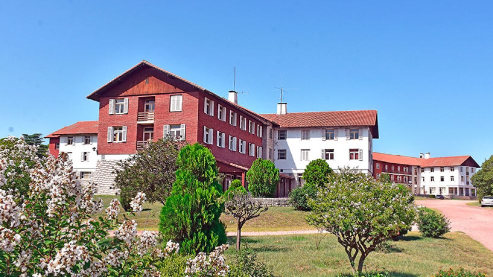 Embalse - Unidad Turística