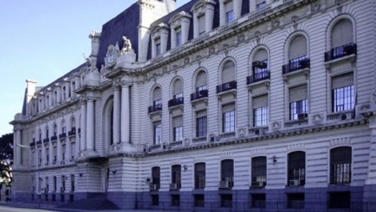 Preocupación en la Aduana: advierten sobre un debilitamiento del control estatal