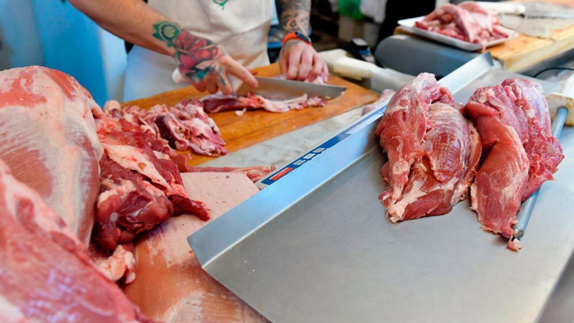 La canasta de alimentos de CABA en la primera quincena de febrero subió 1,68% y la carne tuvo el mayor impacto
