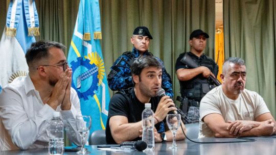 Incendios en la Patagonia: el gobernador Ignacio Torres acusó a grupos mapuches de iniciar el fuego