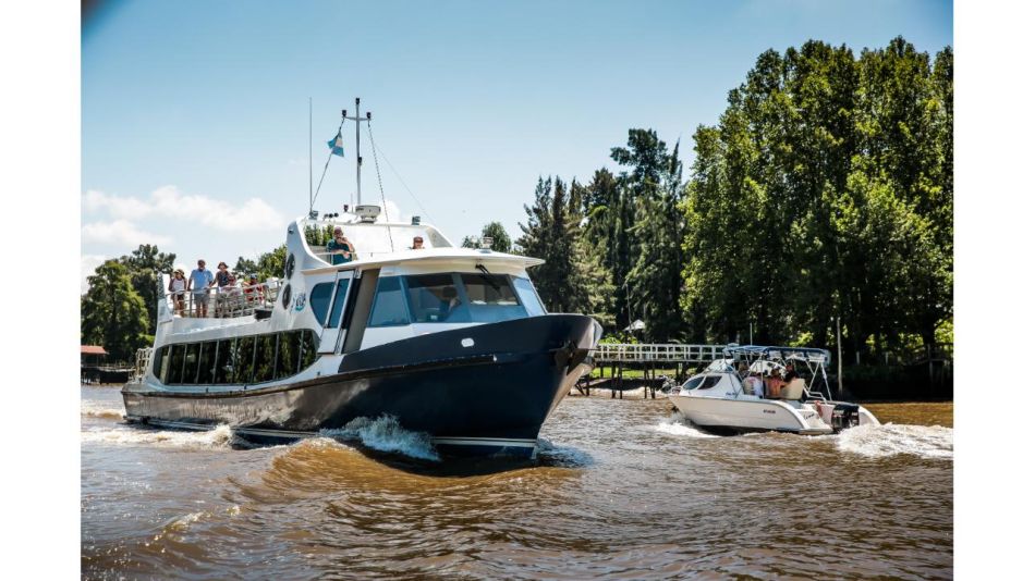 Sturla Viajes: Más de 77 años navegando hacia la innovación y la excelencia en turismo fluvial