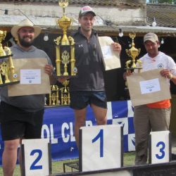 Rodríguez no fue superado en toda la competencia y con su rubia de poco más de 2 kilos se llevó el premio mayor de $ 12.000.000 que gratificaba el Oriente F.C al ganador. (Foto: Lautaro Arriola)