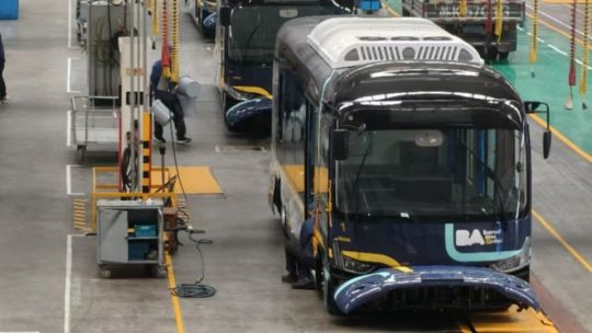 Así serán los buses eléctricos que unirán Retiro con el Parque Lezama