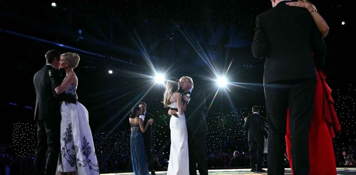 Durante el baile inaugural de Liberty en el Centro de Convenciones Walter E. Washington en Washington, DC. Foto de Jim WATSON / AFP