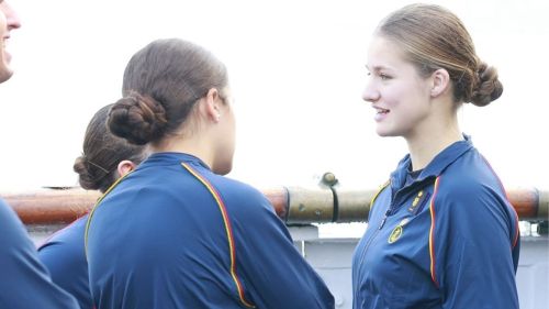 A diferencia de la princesa Leonor, Amalia de Holanda no tendrá el título  de Jefe de las Fuerzas Armadas | Caras