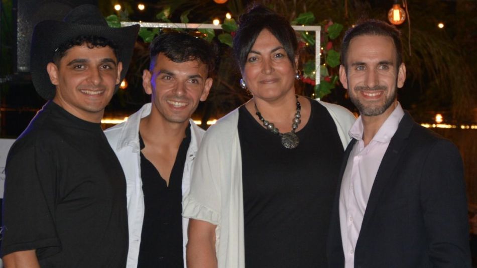 Ragazza Modelsagency inicia el 2025 con un deslumbrante desfile en La Surfera Beach