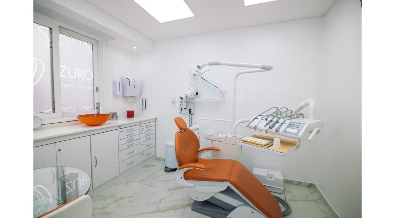 Zuro Dental: Transformando sonrisas