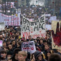  Protesta estudiantil en Servia, convocaron una huelga general por el fatal derrumbe del techo de una estación de tren. Foto de Andrej ISAKOVIC / AFP | Foto:AFP