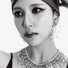 Mina para Vogue Japón