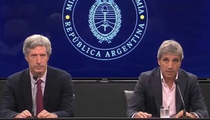 A pesar del ingreso de dólares, el riesgo país volvió a subir y el fallo contra Cristina alteró los planes financieros del oficialismo.